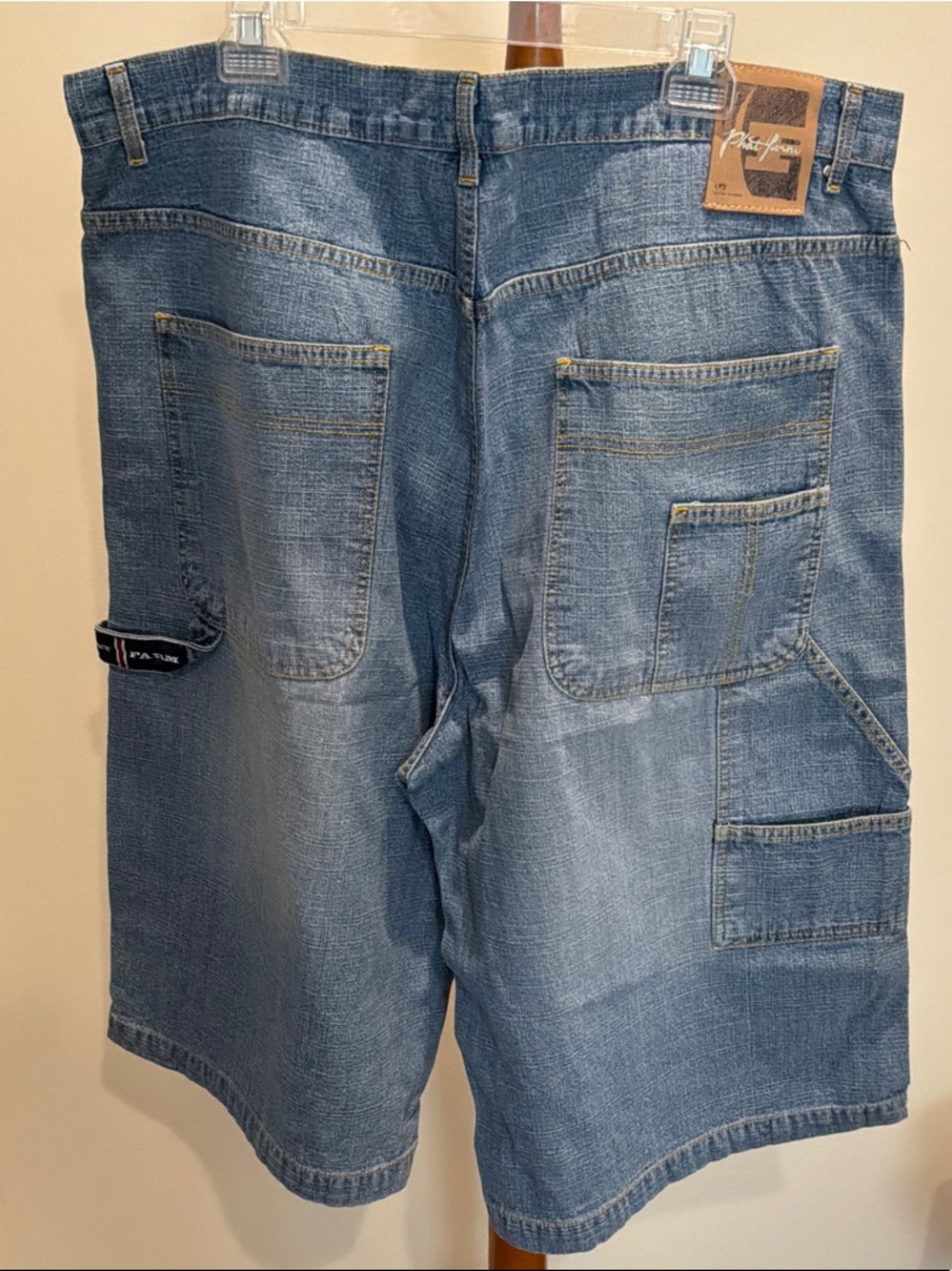 Phat Farm vintage 90s baggy carpenter utility cargo denim jean men’s shorts